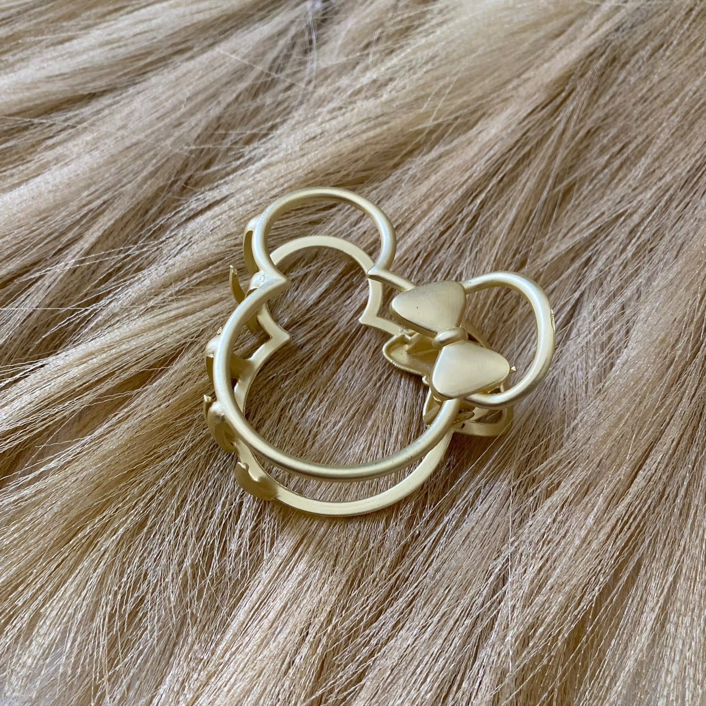 Minnie Gold Claw