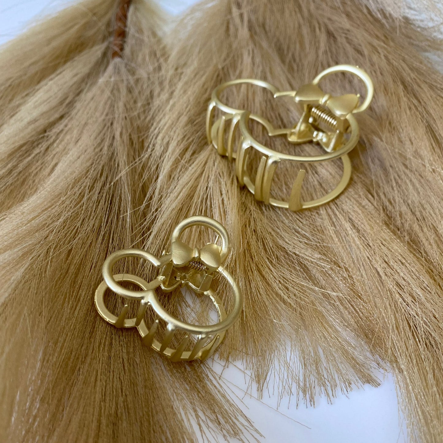 Minnie Gold Claw