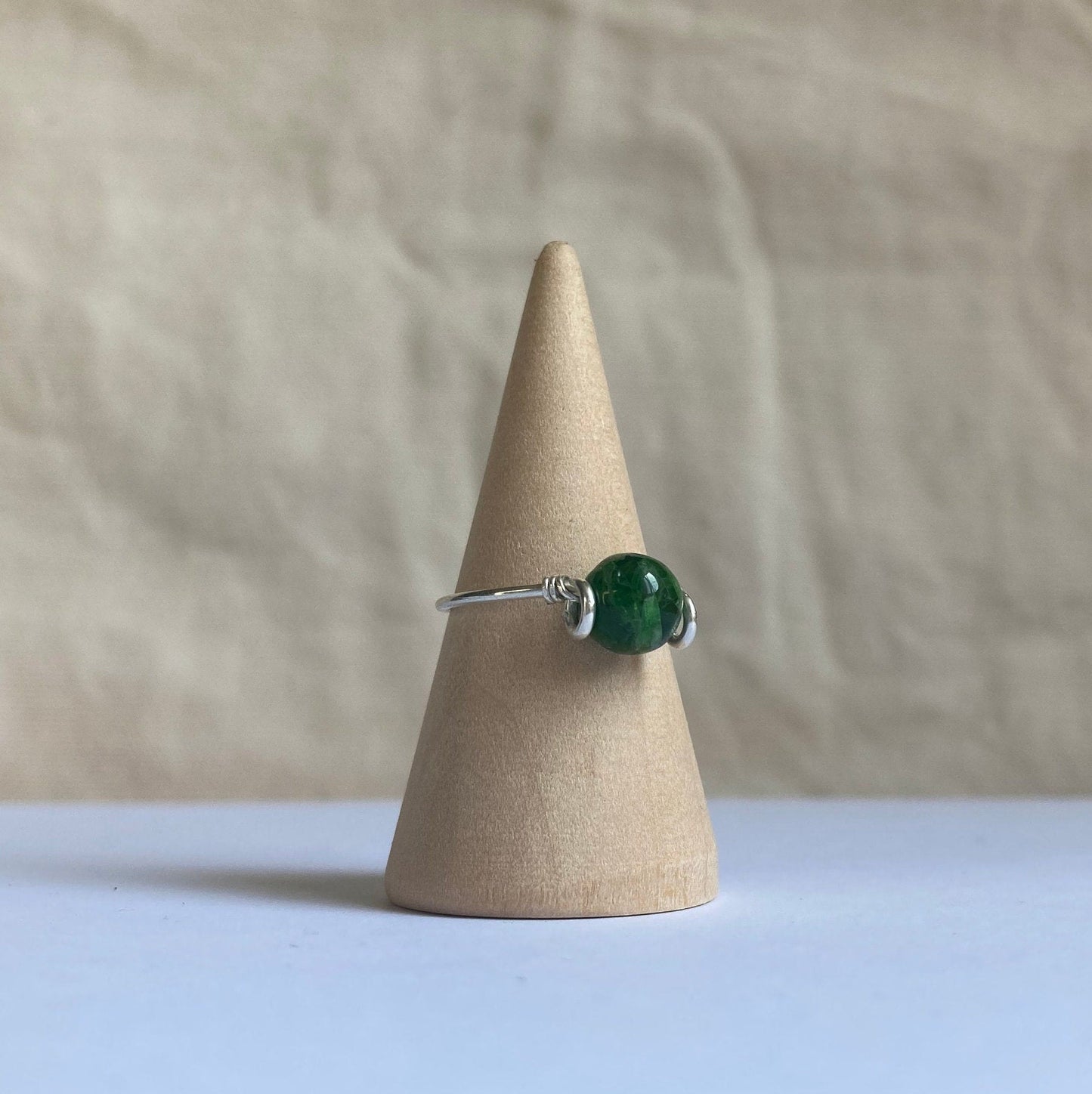 925 Sterling Silver Siberian Emerald Wire Rings